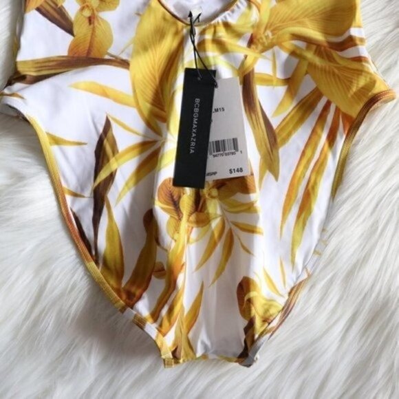 NWT BCBGMAXAZRIA One Piece Bathing Suit Size 4 (Small) Tropical Leafy Print - Picture 8 of 9
